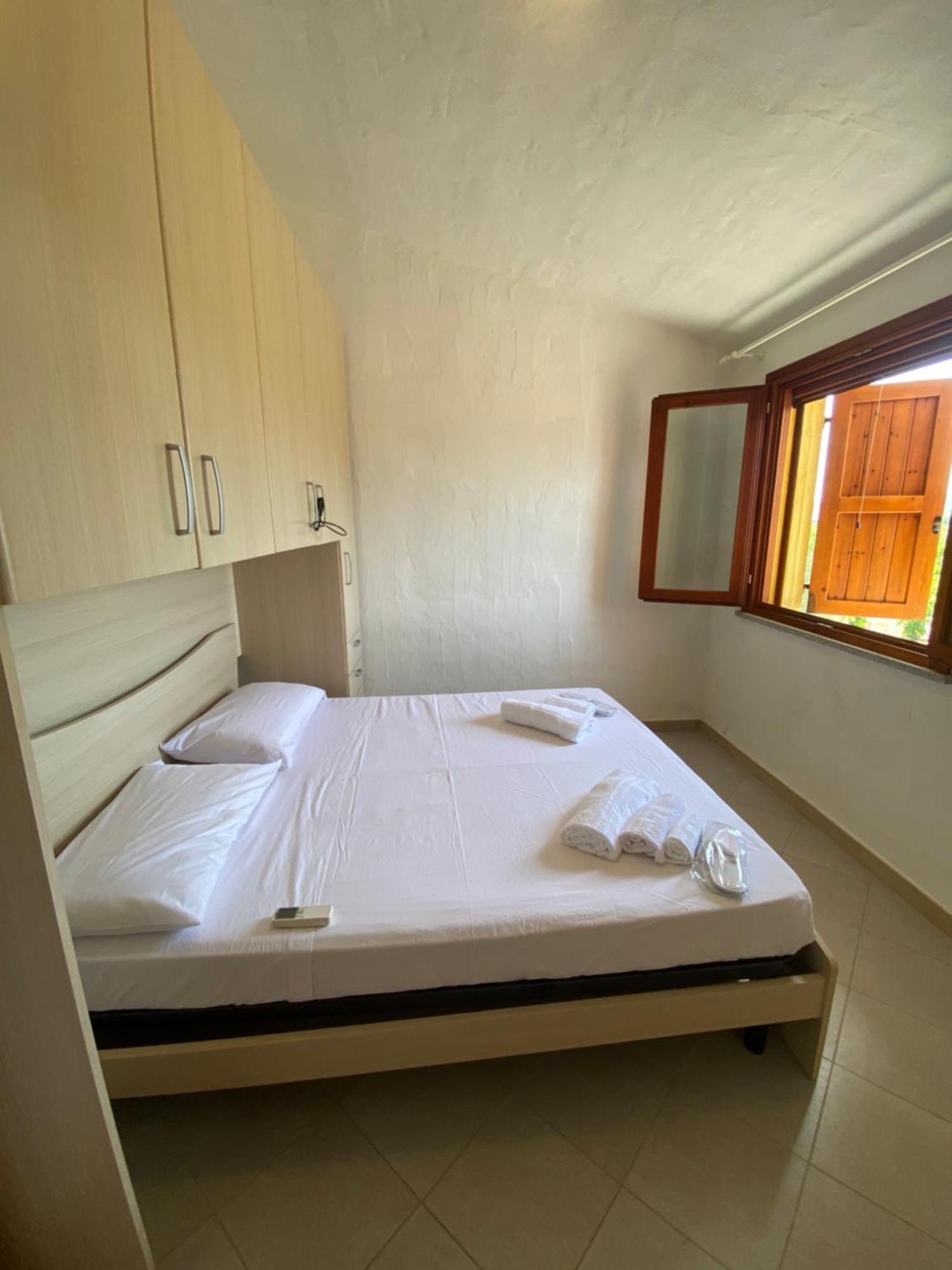 Villa Juniperus Porto Pino SantʼAnna Arresi Dış mekan fotoğraf